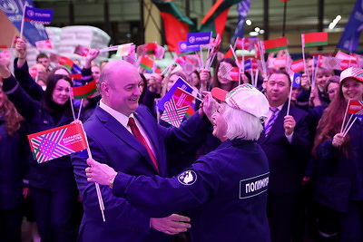 \"Разам працуем, разам спяваем!\": проект \"Марафона единства\" проходит в Новополоцке