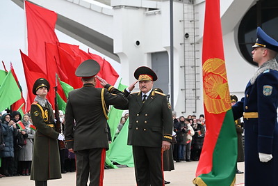 Белорусские военнослужащие принесли клятву на верность народу и Президенту