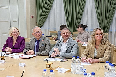 В Совете Республики состоялась встреча с представителями торговых сетей