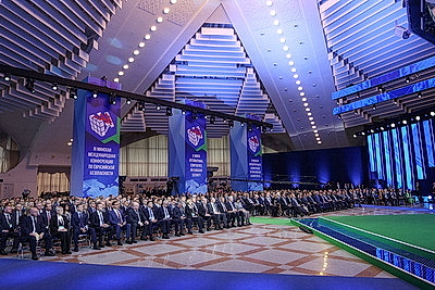 Лукашенко обозначил предложения Беларуси по мирной повестке. В фокусе - санкции, миграция, ИИ