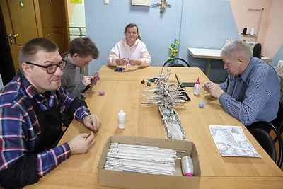 Павлюченко ознакомилась с работой РЦСОН Глусского района