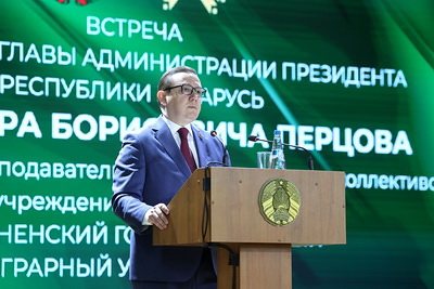 Здоровье, семья, труд на земле. О чем Перцов говорил со студентами гродненского аграрного вуза