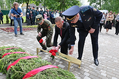 Останки расстрелянных в годы ВОВ 195 мирных жителей перезахоронили в Полоцке