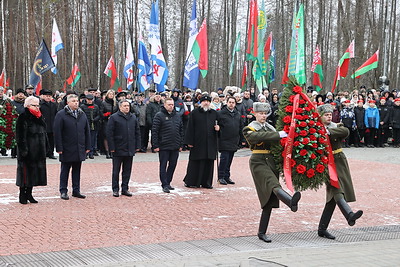 На мемориале \"Ола\" почтили память невинных жертв войны