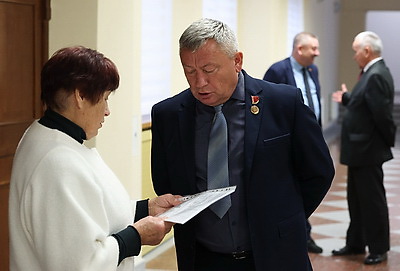 Развитие промышленности, повышение уровня жизни. Делегаты ВНС об ориентирах на будущую пятилетку