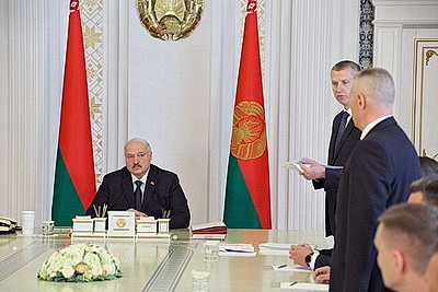 Лукашенко согласовал назначение руководителей в местных органах власти