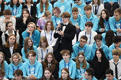 Формирование правовой культуры. Открытый диалог с молодежью провели председатель ЦИК и министр образования