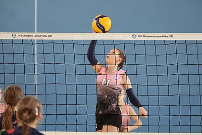 Дан старт новому сезону детско-юношеской волейбольной лиги \"Мяч над сеткой\"