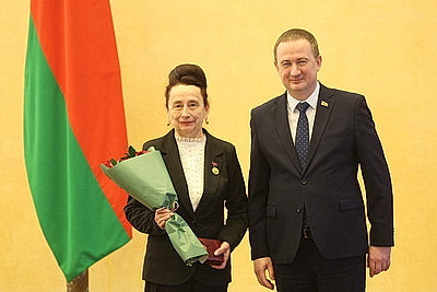 Пример высокого профессионализма и образец верности своему делу. В Минске вручили госнаграды представителям различных сфер