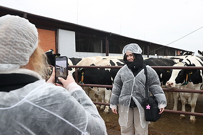 Жилье, работа, услуги, досуг. Решение каких вопросов важно для сельской молодежи