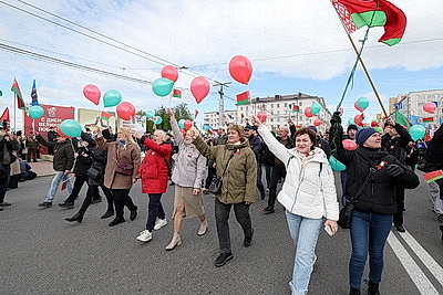 \"Шествие поколений\", военный парад, интерактивные площадки. В Витебске отмечают День Победы