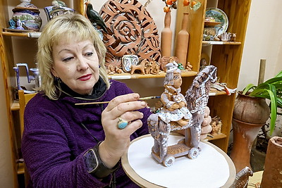 Символы 2026 года изготавливают витебские керамисты