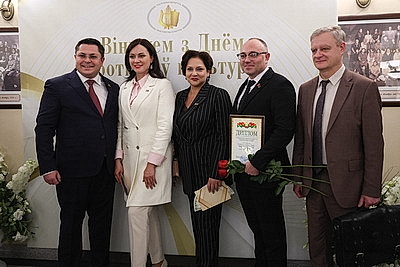 Лучших работников культуры наградили в Купаловском театре