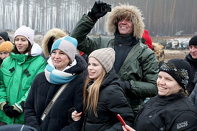 Под рев моторов мотоциклов: в Могилевском районе брутально проводили зиму