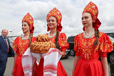 Кочанова принимает участие в мероприятиях XII Форума регионов России и Беларуси