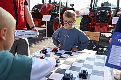 Масштабная выставка техники и множество развлечений. День машиностроителя празднуют в Бресте
