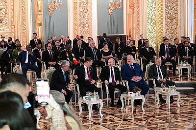Лукашенко посетил концерт в Кремле для глав зарубежных делегаций