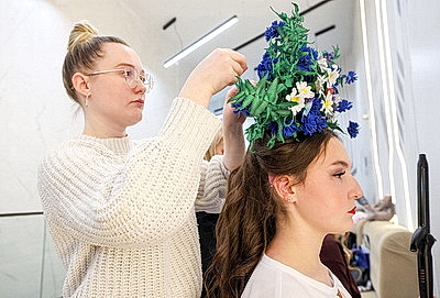 Дизайнеры и театры моды из Беларуси и России приняли участие в фестивале-конкурсе \"Синий дом\" в Витебске