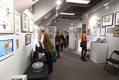 Кукла Чебурашки и эскизы \"Снежной королевы\". В Минске открылась выставка к 105-летию Леонида Шварцмана