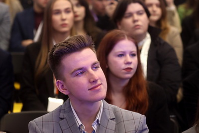 Молодежное лидерство - современный взгляд: республиканский форум лидеров стартовал в Минске