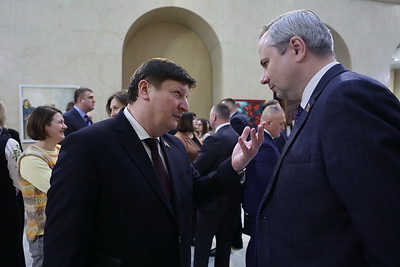 Парламентские чтения стартовали в Национальном художественном музее