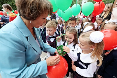 Первый звонок прозвучал для 100 первоклассников витебской гимназии №8