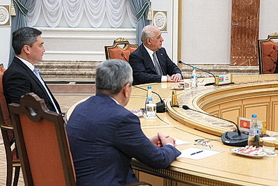 Лукашенко: Беларусь видит в СНГ и ЕАЭС серьезных участников создания справедливого многополярного мироустройства