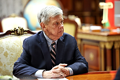 Лукашенко провел встречу со спецпосланником США в Беларуси Джоном Коулом