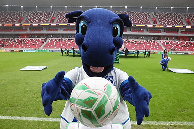 Футболисты минского \"Динамо\" сыграли вничью с чемпионами Беларуси