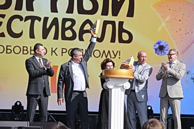Фестиваль сыра и флайборд-шоу. Гродно отметил День города