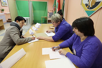 Бывшая гражданка Казахстана на выборах: в Беларуси я могу не переживать за своих детей