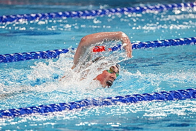 Пловец Пекарский победил на Кубке сильнейших, у белорусов более 50 наград турнира