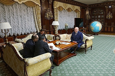 Лукашенко провел встречу с послом Индии