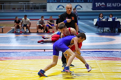 Более 200 борцов стали участниками отборочного этапа \"Лиги храбрых\" в Могилеве