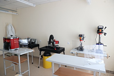 После реконструкции распахнула двери школа №1 в Лунинце