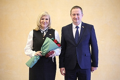 \"Сила Беларуси - в ее людях\". Турчин вручил госнаграды представителям различных сфер