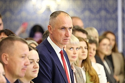 Дворец Независимости с экскурсией посетили работники \"Гродно Азот\"