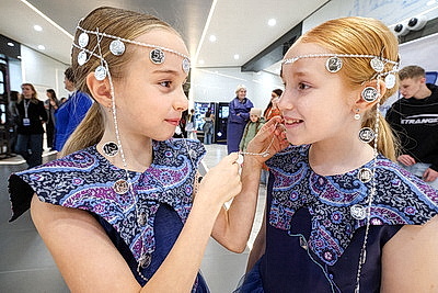 Дизайнеры и театры моды из Беларуси и России приняли участие в фестивале-конкурсе \"Синий дом\" в Витебске