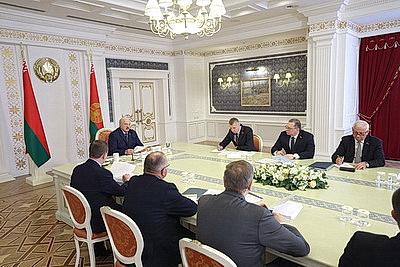 Лукашенко представили доработанный проект указа о контрольно-надзорной деятельности