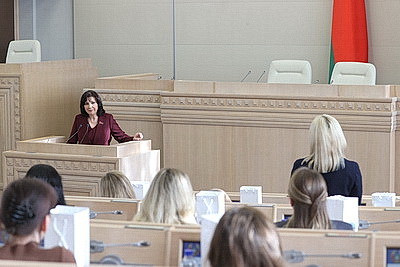 Кочанова - женщинам-военнослужащим: ваша служба подтверждает, что наши женщины могут все