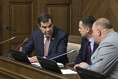 Качество и эффективность. Турчин дал оценку реализации госпрограмм в Беларуси