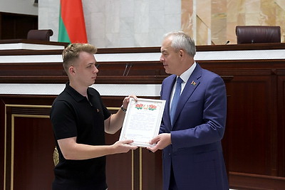 В Палате представителей прошла встреча с педколлективом колледжа цифровых технологий