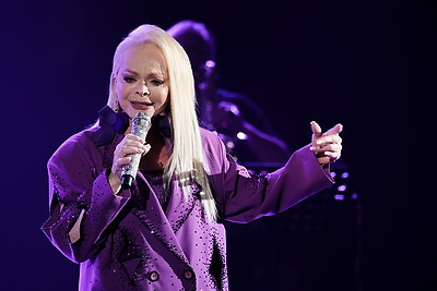 Сольный концерт Ларисы Долиной состоялся на фестивале \"Золотой шлягер\" в Могилеве