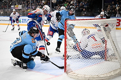 Минские динамовцы уступили СКА и прервали серию из девяти игр с набранными очками