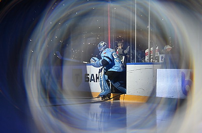 Хоккеисты \"Динамо\" разгромили \"Ладу\" в матче регулярного чемпионата КХЛ