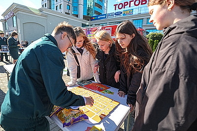 Столичные спасатели присоединились к акции \"Единый день безопасности\"
