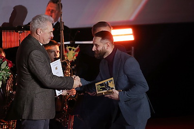 \"Лiстапад\": специальный приз Президента Беларуси присужден китайскому режиссеру Чжан Чжуну