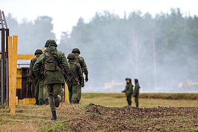 Борьба с дронами и бой в лесу. В Лепельском районе проходит оперативный сбор командного состава ВС