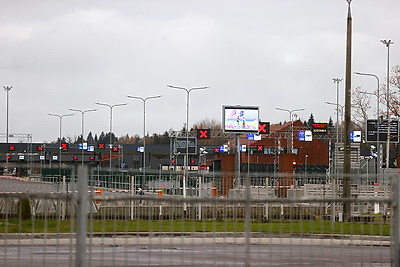 Это \"как-то не по-человечески\". Что происходит на границе с Литвой в \"Каменном Логе\"