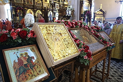 Крестный ход и божественная литургия в честь 125-летия Гродненской епархии прошли в Гродно